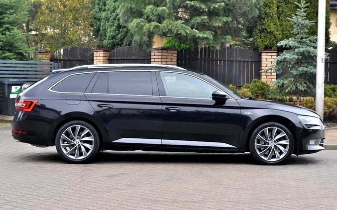 Skoda Superb cena 91500 przebieg: 181000, rok produkcji 2018 z Płock małe 704